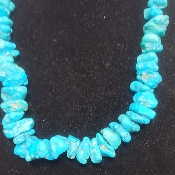 Turquoise Beaded Necklace